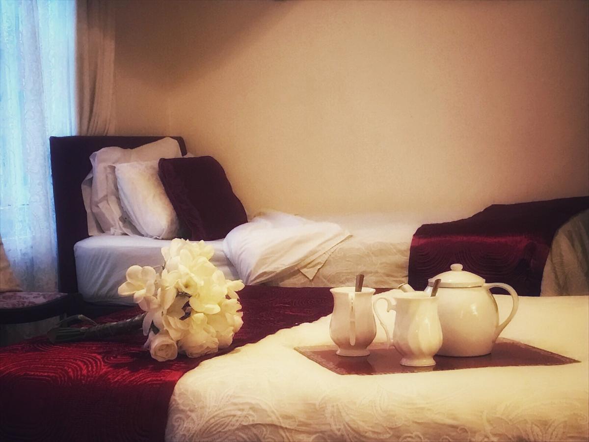 Mcmahon Guesthouse Листоуэл Экстерьер фото